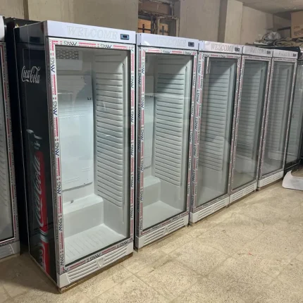 یخچال نوشیدنی ایستاده